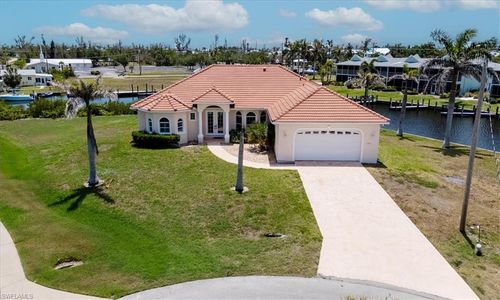 2871 Bracci Dr, SAINT JAMES CITY, FL, 33956-2322 | Card Image