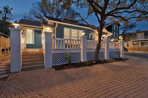 1212 Baylor St, Austin, TX, 78703-4124 | Card Image