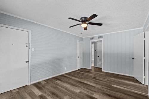 apt-3-2324 Cedar Dr, La Marque, TX, 77568-3957 | Card Image