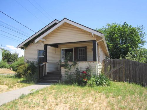 1866 Leroy St, Klamath Falls, OR, 97601-1859 | Card Image
