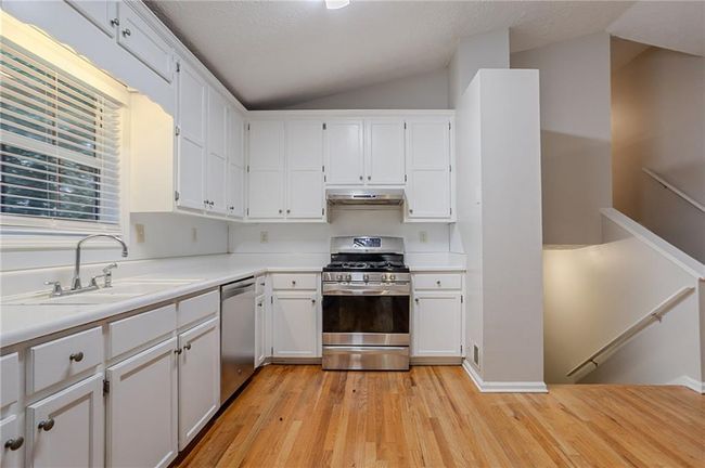2140 Deer Trl, House other with 3 bedrooms, 2 bathrooms and 4 parking in Suwanee GA | Image 9