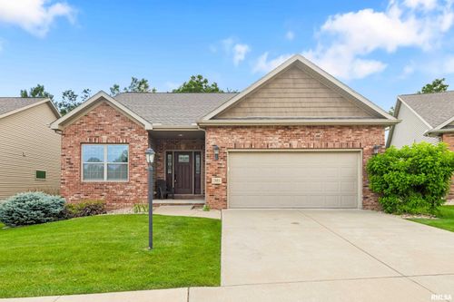 23-7601 N Walnutbend Dr, Peoria, IL, 61614-1880 | Card Image
