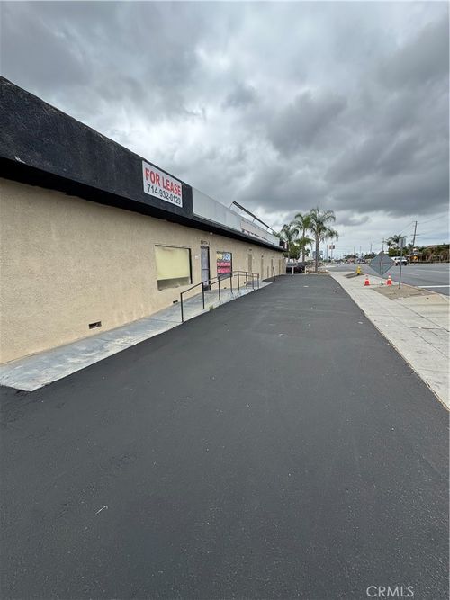 a-10742 Beach Blvd, Stanton, CA, 90680-2347 | Card Image