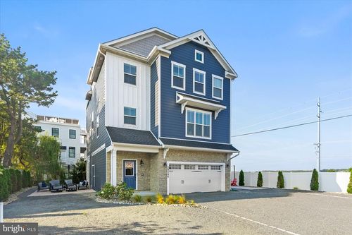 39546 Admiral Rd, BETHANY BEACH, DE, 19930-3640 | Card Image
