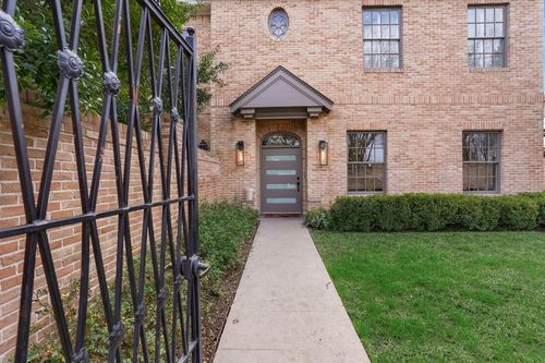 b-3705 Gilbert Street, Austin, TX, 78703 | Card Image