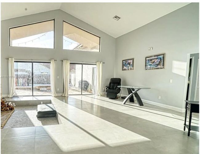 680 111 Th Way, House other with 4 bedrooms, 2 bathrooms and null parking in Coral Springs FL | Image 12