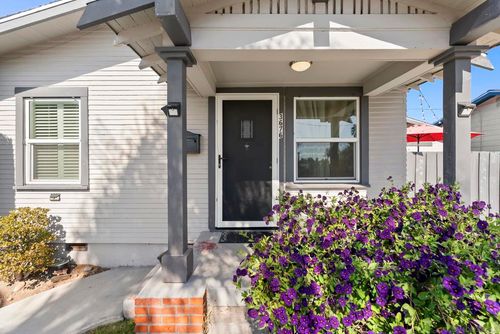 3676 Dwight St, San Diego, CA, 92104-4439 | Card Image