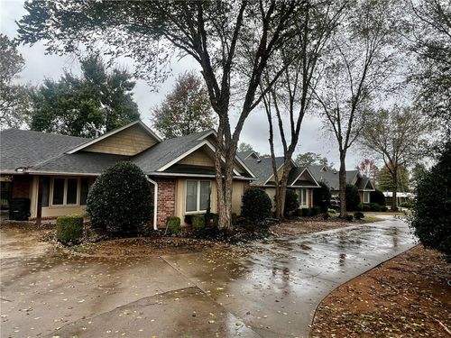 4247 E Mission Blvd, Fayetteville, AR, 72703-4389 | Card Image