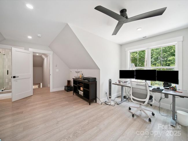Bed/Bonus Upstairs | Image 39