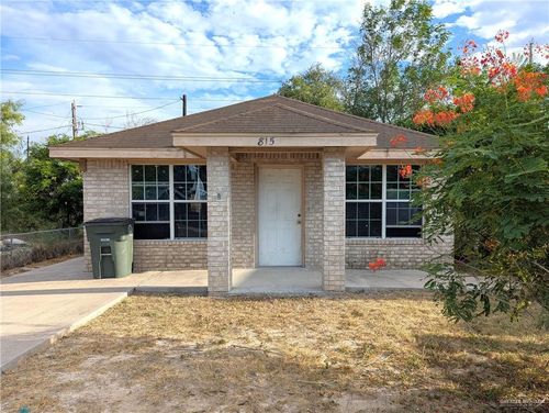 815 Pueblo St, Mission, TX, 78572-4935 | Card Image