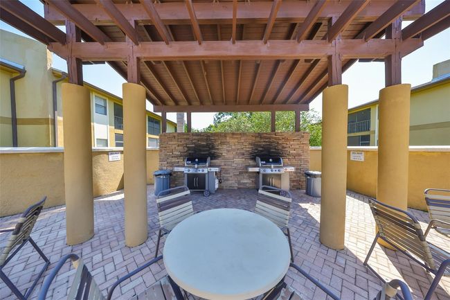 APT-203 - 10100 Sailwinds Blvd N, Condo with 3 bedrooms, 2 bathrooms and null parking in LARGO FL | Image 37