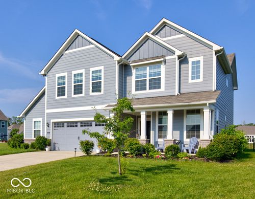 5527 Mahogany Dr, Noblesville, IN, 46062-1202 | Card Image