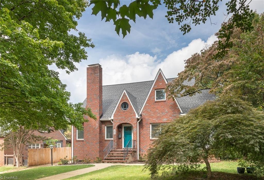 Hawthorne Rd, Winston Salem, NC 27104
