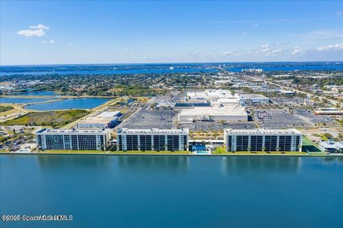 a105-200 S Sykes Creek Pkwy, Merritt Island, FL, 32952-3561 | Card Image