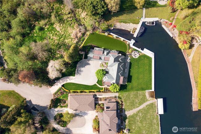 protected moorage | Image 40