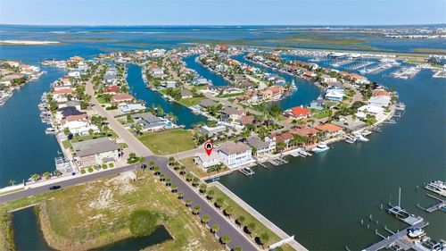 264 Marina Dr, Port Aransas, TX, 78373-4923 | Card Image
