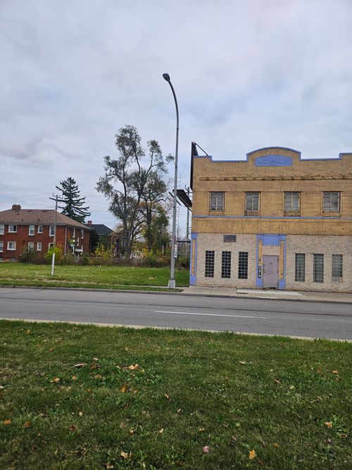 11610 Livernois Ave, Detroit, MI, 48204-1354 | Card Image