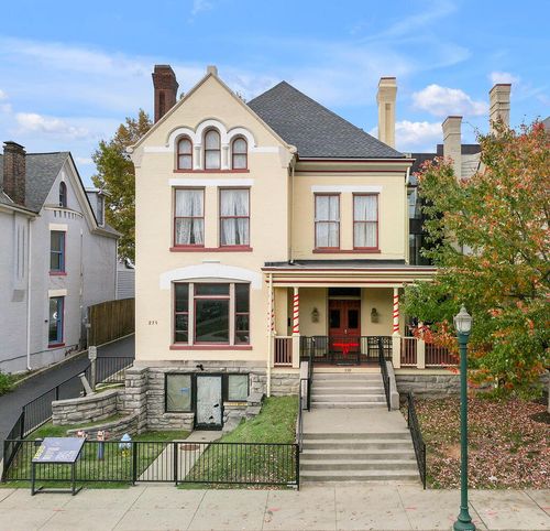 310-275 S Limestone, Lexington, KY, 40508-2794 | Card Image