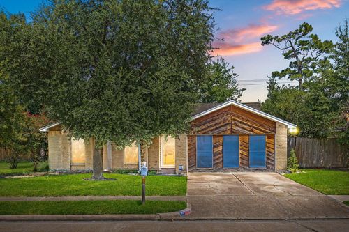 1346 Castle Glen Dr, Houston, TX, 77015-1906 | Card Image
