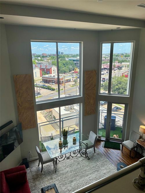 605-3311 Yupon St, Houston, TX, 77006-3860 | Card Image
