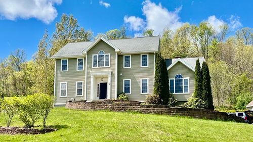 7 Deer Run, Charlton, MA, 01507-1577 | Card Image