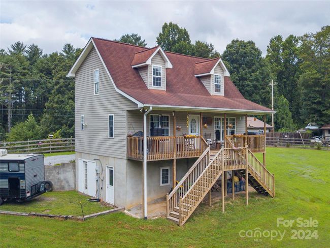 Another view from the front and using the drone | Image 21
