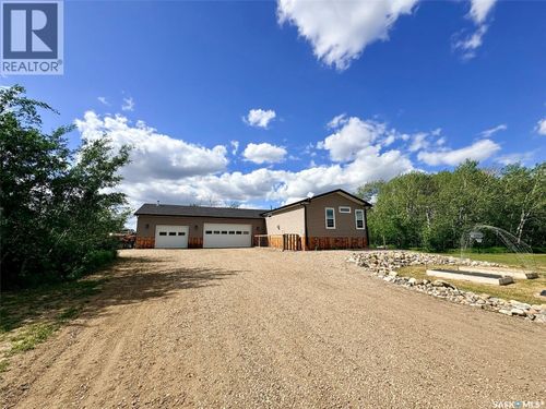 295 Wall Rd, Hague, SK, S0K1X0 | Card Image