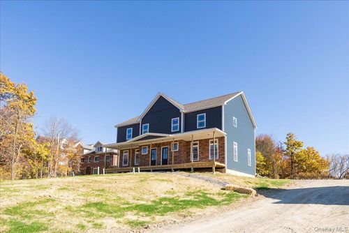 104 North Rd, Highland, NY, 12528-1034 | Card Image