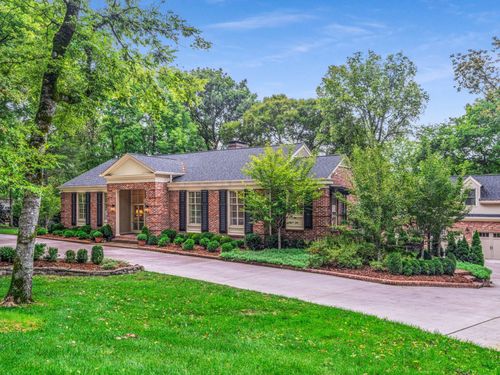 1066 Lynnwood Blvd, Nashville, TN, 37215-4512 | Card Image