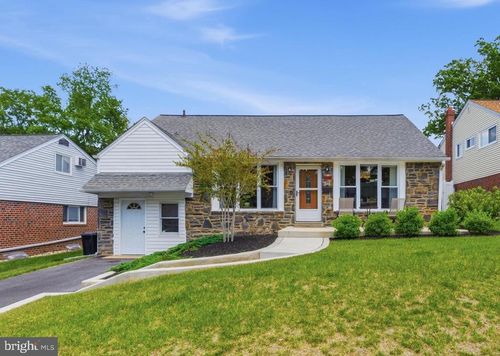 1435 Windsor Park Ln, HAVERTOWN, PA, 19083-2730 | Card Image
