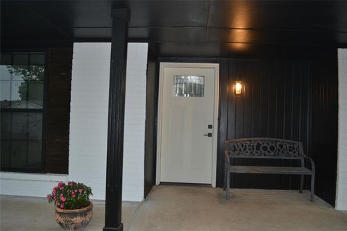 9618 Ne 3rd Street, Midwest City, OK, 73130 | Card Image