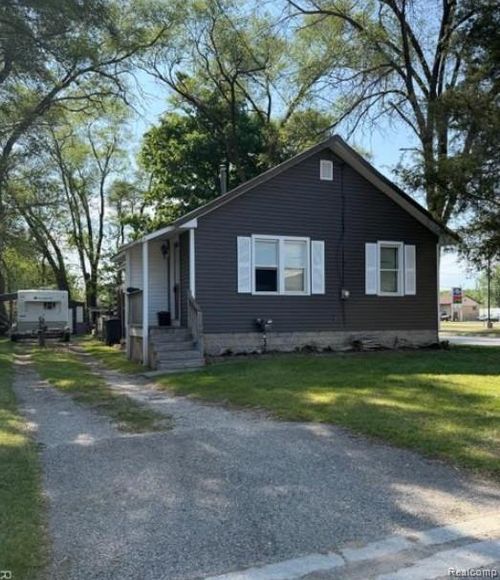 11509 Dexter St, Clio, MI, 48420-1505 | Card Image