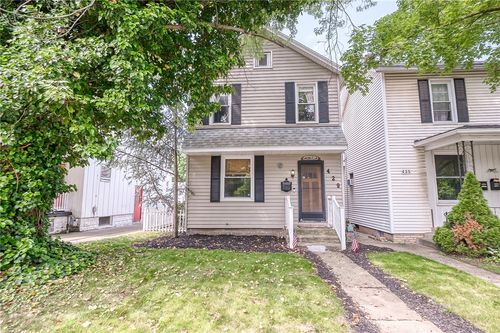 429 Market St, Beaver, PA, 15009-2112 | Card Image