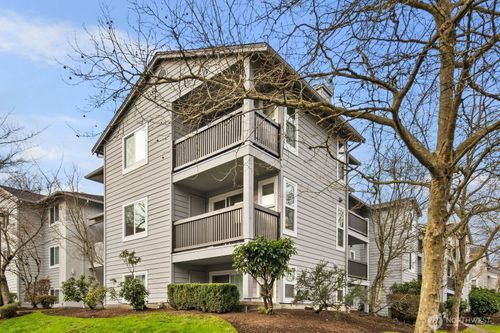 apt-a208-6700 Ne 182nd St, Kenmore, WA, 98028-4855 | Card Image