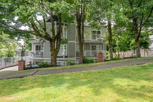 106-526 13th St, New Westminster, BC, V3M4L9 | Card Image