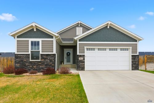3412 Jim St, Rapid City, SD, 57703-6863 | Card Image