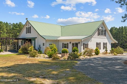 514 Pasture Cir, Aberdeen, NC, 28315-7427 | Card Image