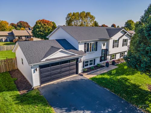 612 Wimbleton Trl, McHenry, IL, 60050-5286 | Card Image