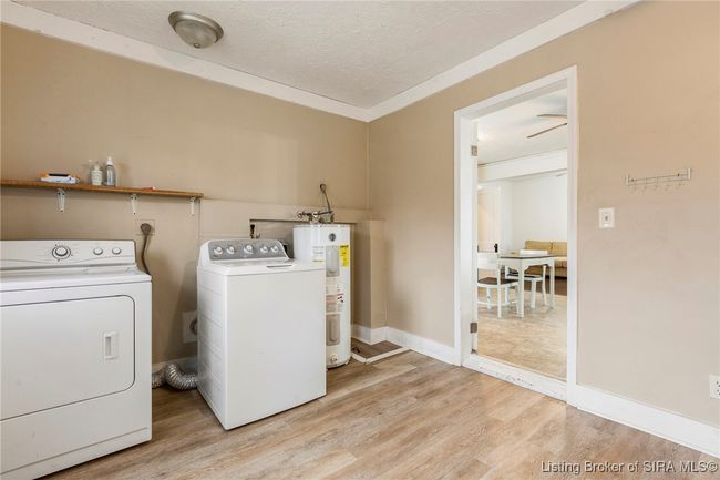 127 New Albany St, Home with 3 bedrooms, 2 bathrooms and null parking in Sellersburg IN | Image 29
