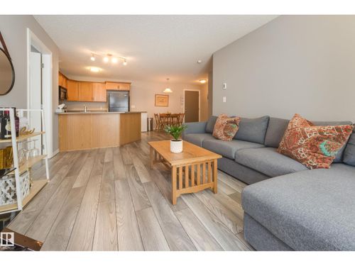 213-4403 23 St Nw, Edmonton, AB, T6T0E4 | Card Image
