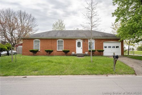 1210 Adams St, Clarksville, IN, 47129-7717 | Card Image