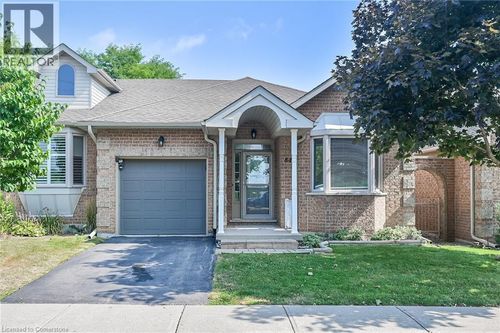 84 Greentrail Dr, Mount Hope, ON, L0R1W0 | Card Image