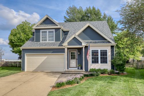 662 Nichole Ln, Geneva, IL, 60134-3715 | Card Image