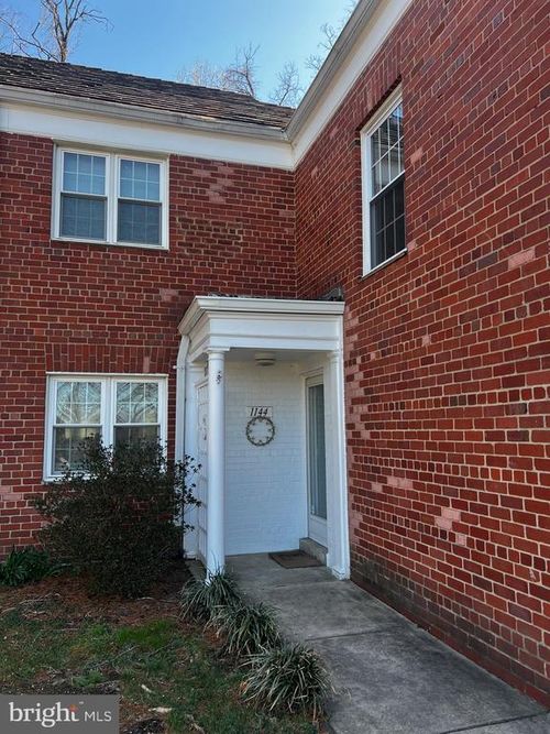 1144 Valley Dr, ALEXANDRIA, VA, 22302-2030 | Card Image