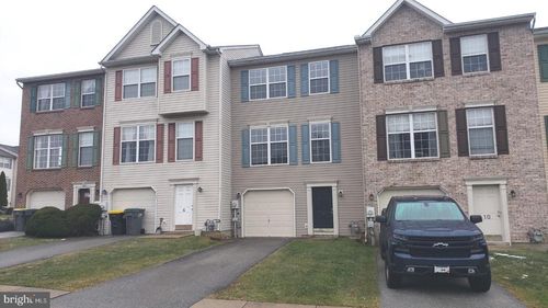 8 Tether Ct, WILMINGTON, DE, 19808-2743 | Card Image