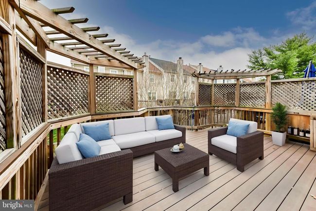 14552 Eddy Ct, Townhouse with 3 bedrooms, 4 bathrooms and null parking in CENTREVILLE VA | Image 37