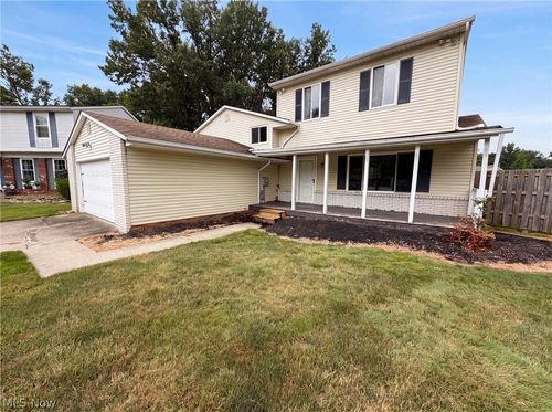 546 Kalene Ct, Eastlake, OH, 44095-1239 | Card Image