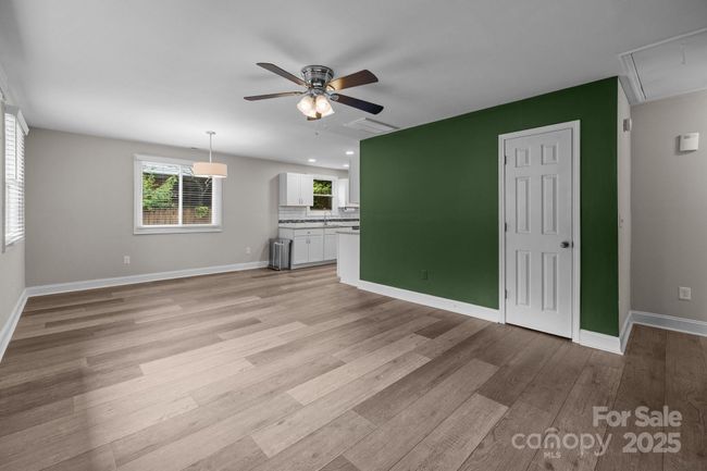 5008 Unaka Ave, House other with 3 bedrooms, 2 bathrooms and null parking in Charlotte NC | Image 5