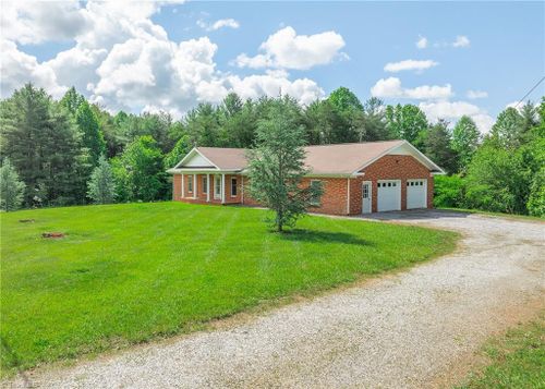 6472 Rhoney Road, Connelly Springs, NC, 28612 | Card Image