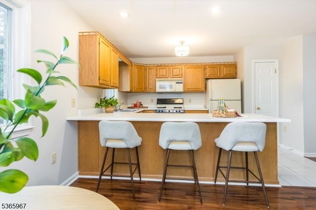 7 Di Donna Ct, Townhouse with 2 bedrooms, 2 bathrooms and null parking in Clifton NJ | Image 15